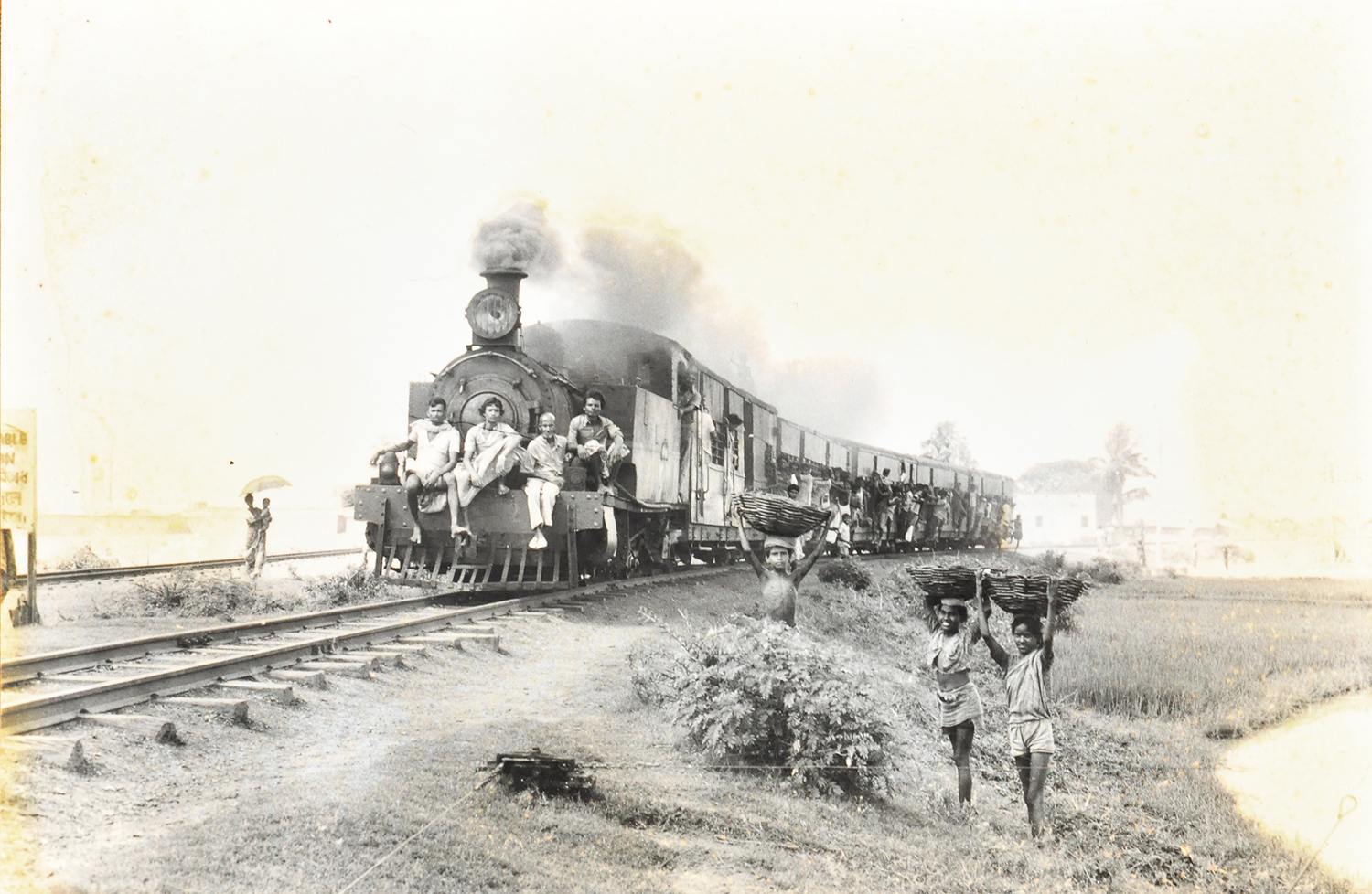 Train slideshow